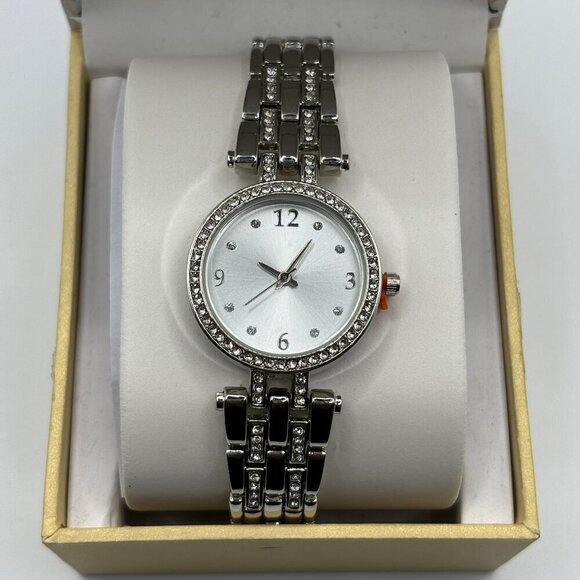 Charter Club Women’s Silver Round Link Watch - Picture 3 of 7